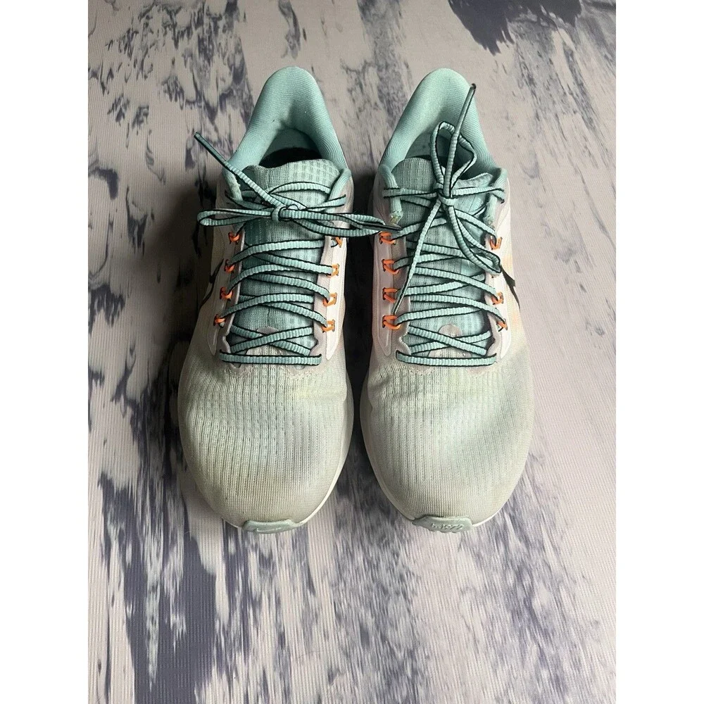 Nike womens size